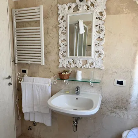 Bagni Lido Hotel 3*